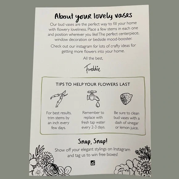 Freddie's Flowers Green Glass Bud Vases Set of 3 - Picture 6 of 6